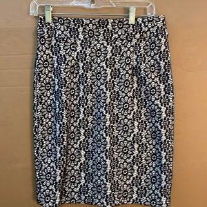 Banana Republic work casual pencil skirt beautiful lace detail